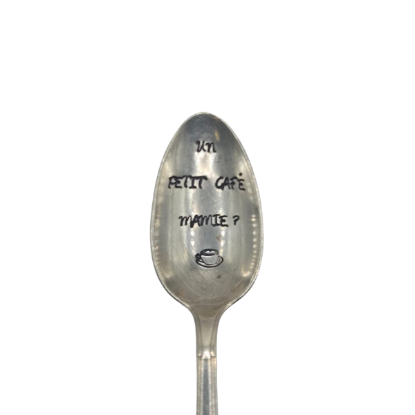 Cuillère gravée - Un petit café mamie ?