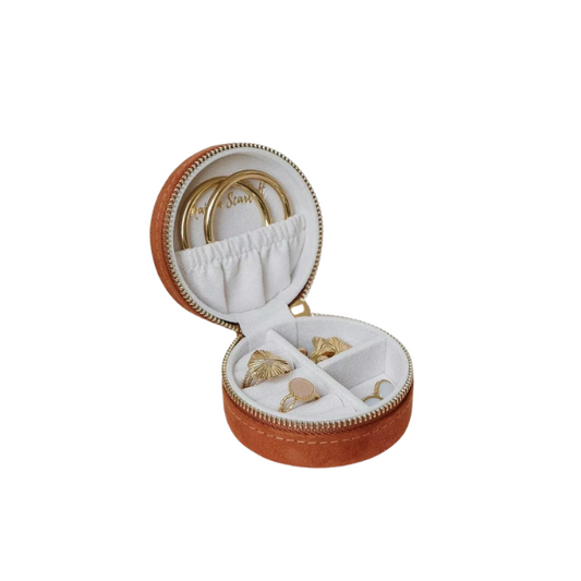 Maison Scarlett - Boîte à bijoux ronde en velours Camel